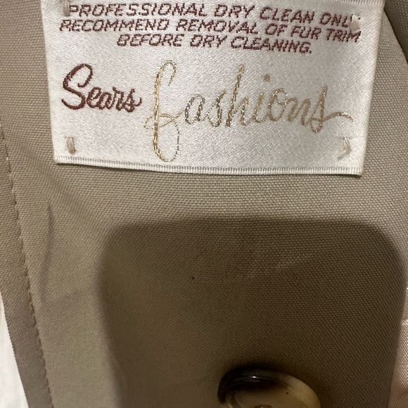 Vintage 1970’s Sears Fashions trench coat - Picture 6 of 8